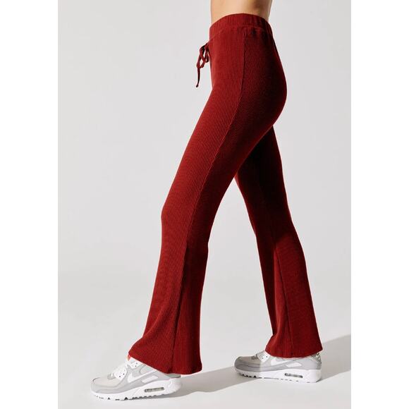 (L) NWT $128 Carbon38 Brushed Ribbed Flare Pants Rum Wine Red - Picture 1 of 8